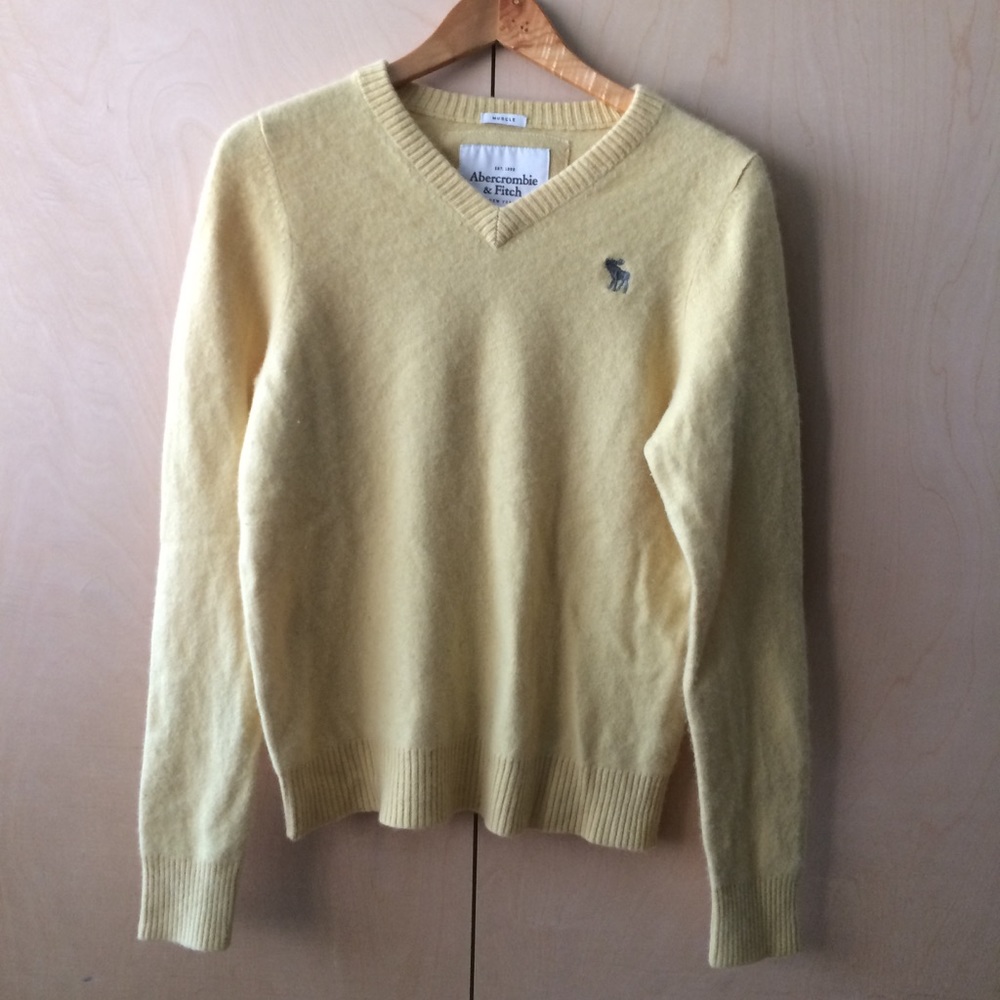 Abercrombie & Fitch sz L 100% cashmere yellow knit